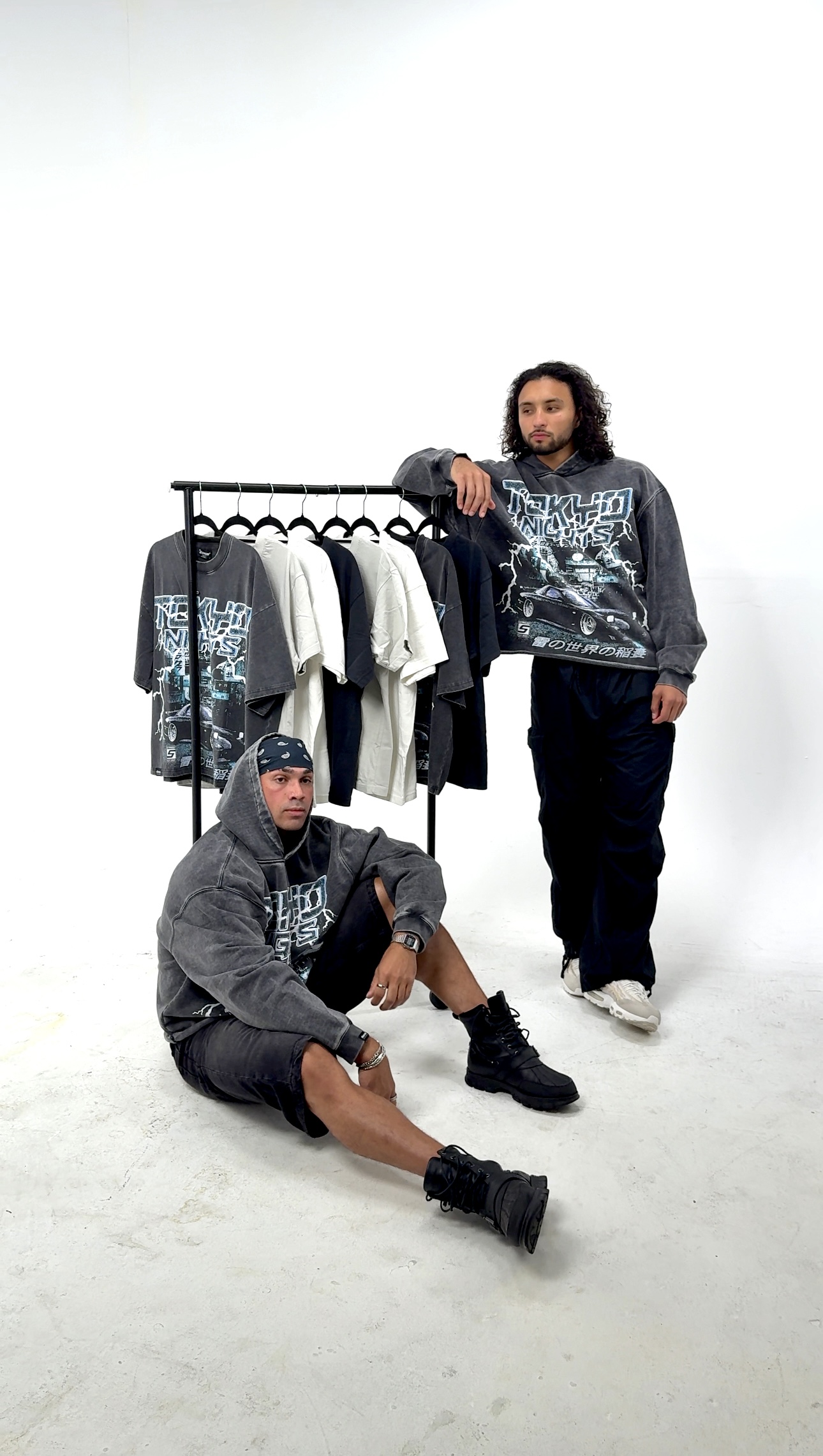 Stanced clothing rack